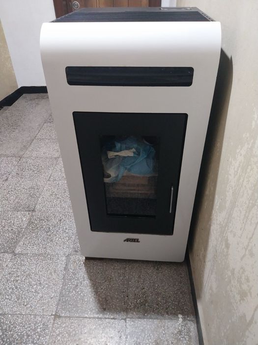 Камина Артел с два въздуховода