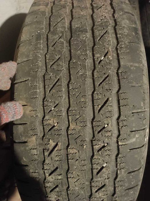 Шины - резина  275/65/R17 зимние (Michelin)