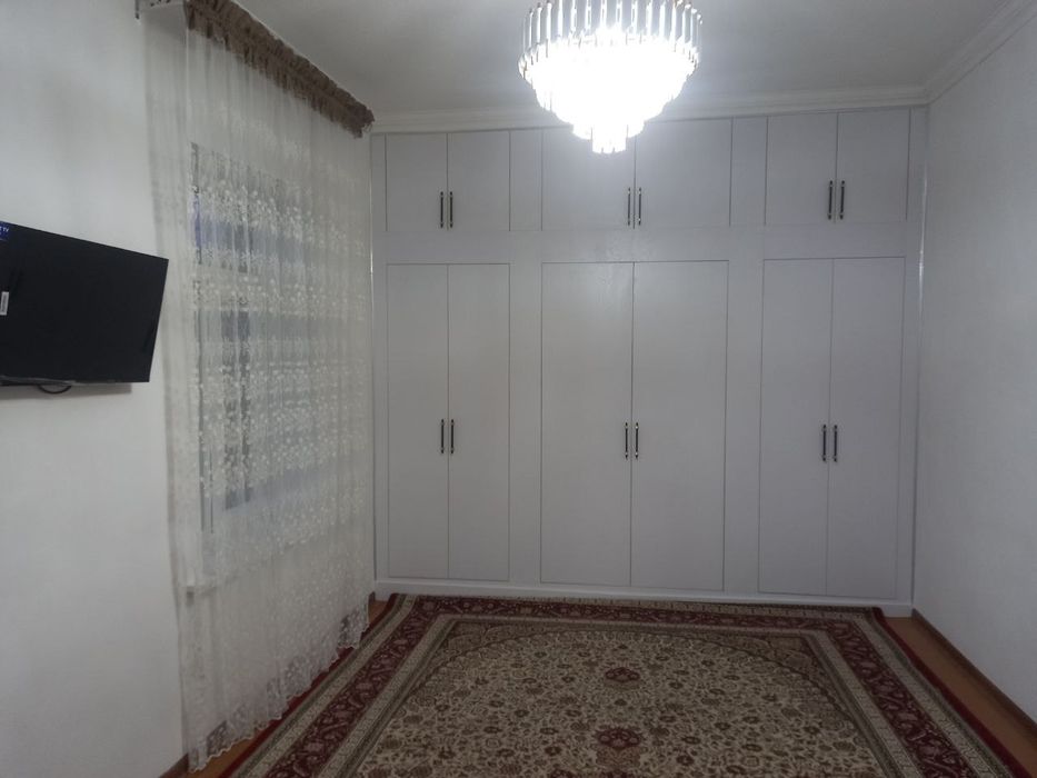Hovli ijaraga beriladi