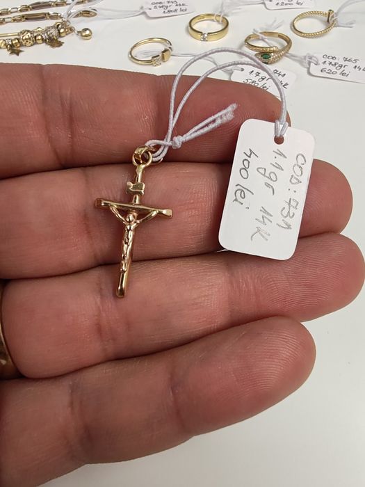 Pandantiv cruciuliță Aur 14k Gr 1,10 cod unic 731