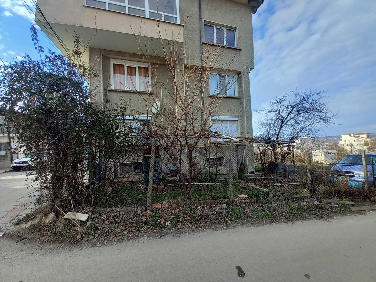 Продава се Етаж от къща в Разград, Житница - 77 кв.м за 1100 €/кв.м - Снимка #1