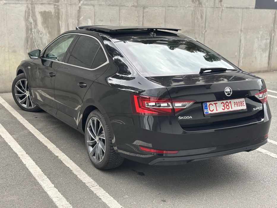 Skoda Superb Laurin&Klement/Panoramic/Cutie Automata DSG/Ambientale