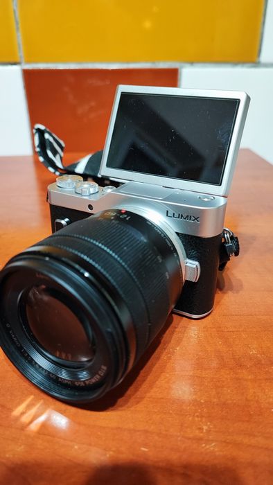 Panasonic Lumix GX 880 kit 12-60 cu accesorii
