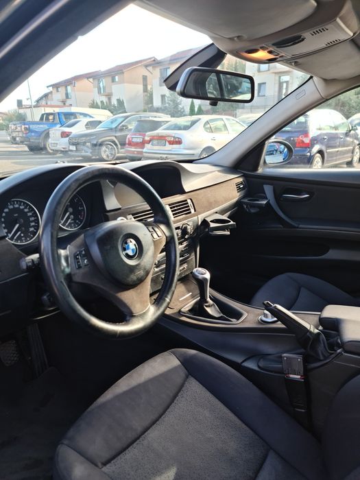 Vând BMW E90 320i 150 HP 2006