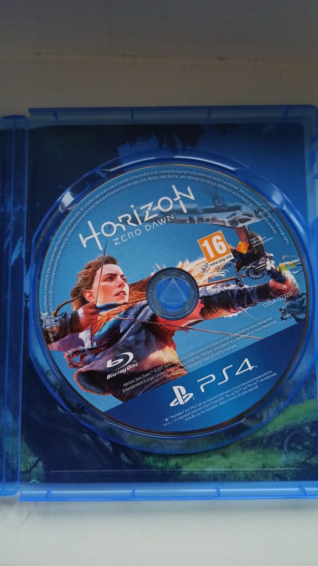 Игра Horizon: Zero dawn PS4