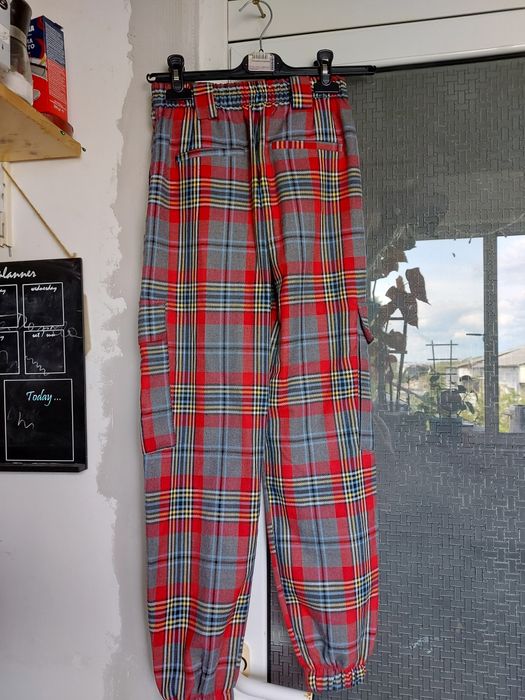 Pantaloni Bershka 32