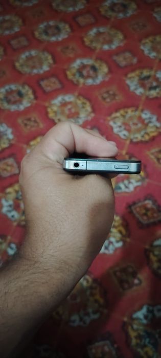 iPhone 4 айфон_4 оригинальный