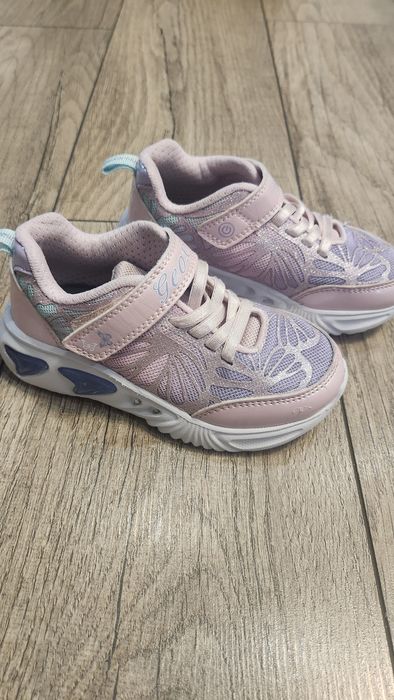 Като нови Geox светещи за момиче 26