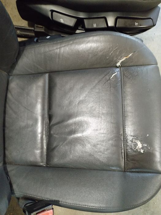 Кожен салон бмв Е46 с подгрев и надуване