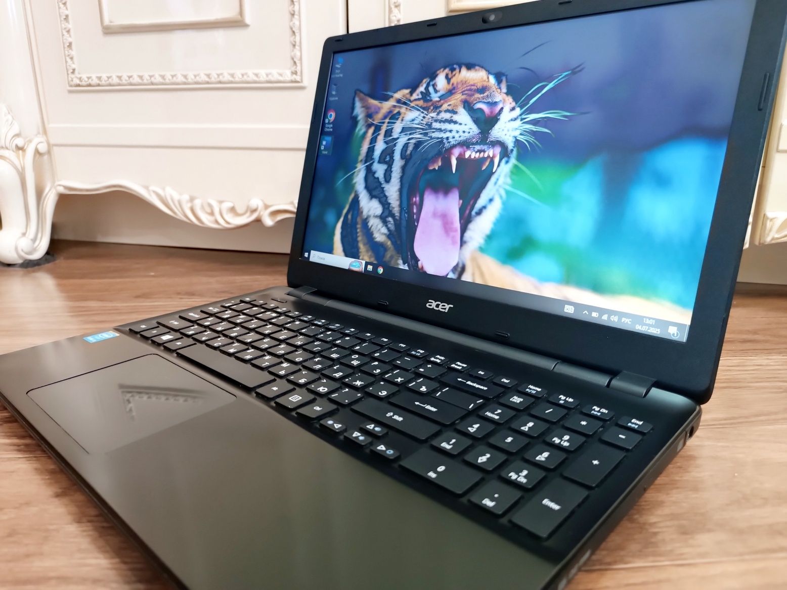 Notebook ACER WINDOWS 10 в хорошем состоянии.