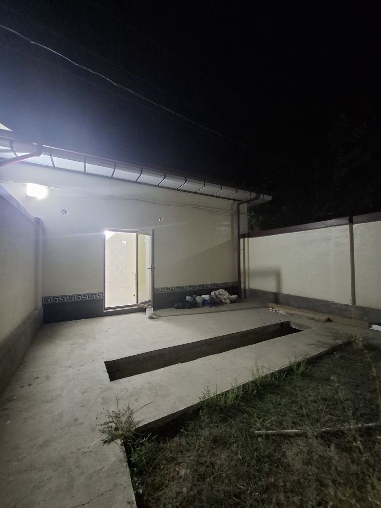 Срочно продаётся квартира на земле со своим дворником
