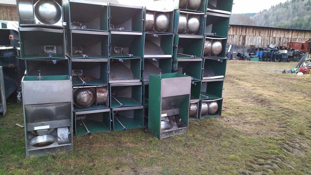 Hranitoare-Adepatoare Automate Porci-purcei. Recent adusa din Germania