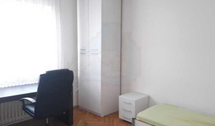 Дава се под наем Тристаен апартамент в Пловдив, Кючук Париж - 88 кв.м за 295.8 € - Снимка #4