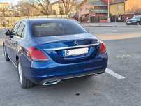 Mercedes Benz 220 d 4MATIC, berlină