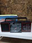 Radio casetofon vechi, marca International