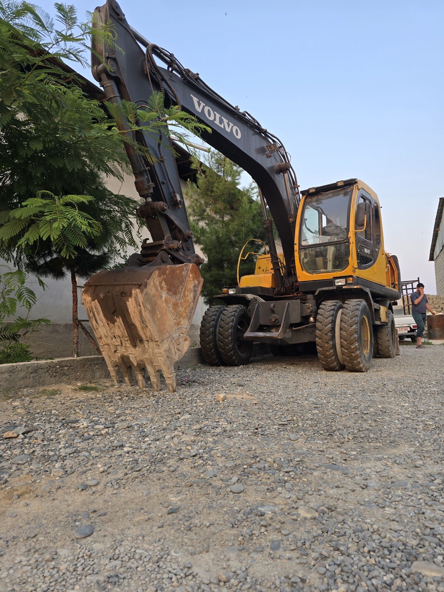 Volvo ekeskavator 135