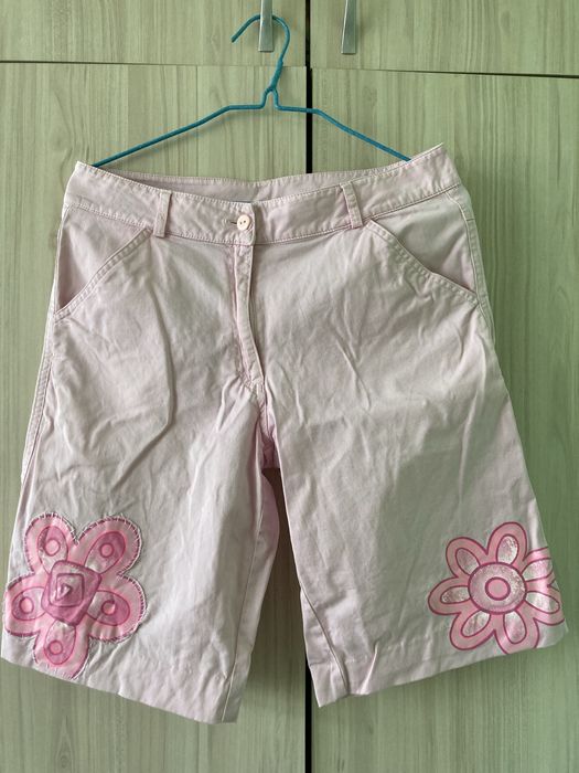 Подарявам дамски дрехи