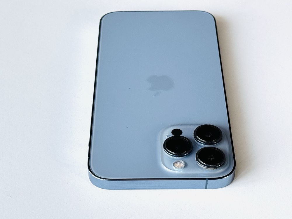 iPhone 13 Pro Max 256GB Blue Батерия 98%! Гаранция 6 месеца