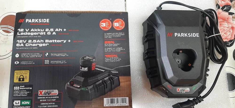 Set incarcator 12V 6Ah+acumulator 2,5Ah PARKSIDE Performance