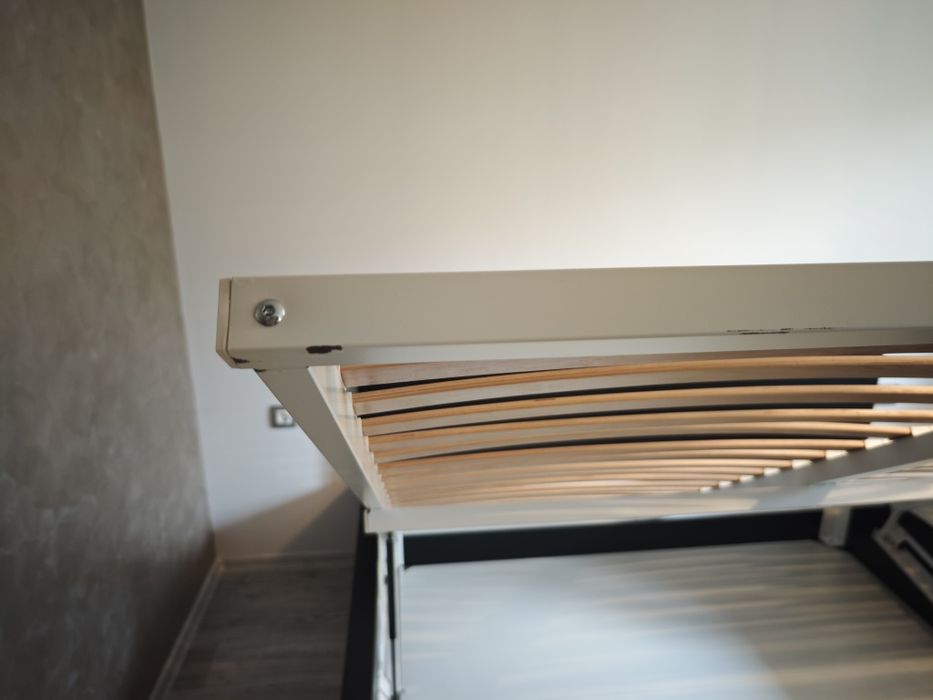 Легло Ikea MALM 210 на 195 см
