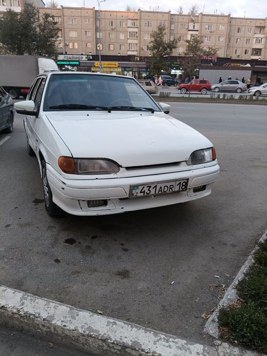 Продам машину ..