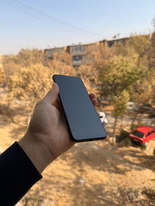 Redmi 9 A srochna sotiladi