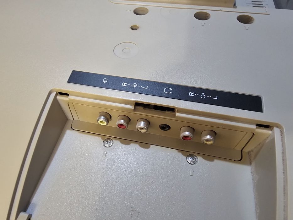 Televizor led pt piese