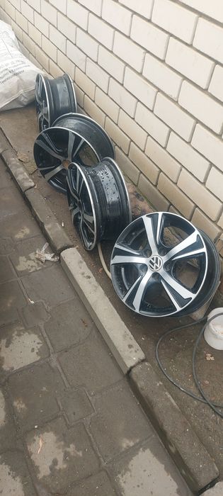Диски на Фольксваген поло