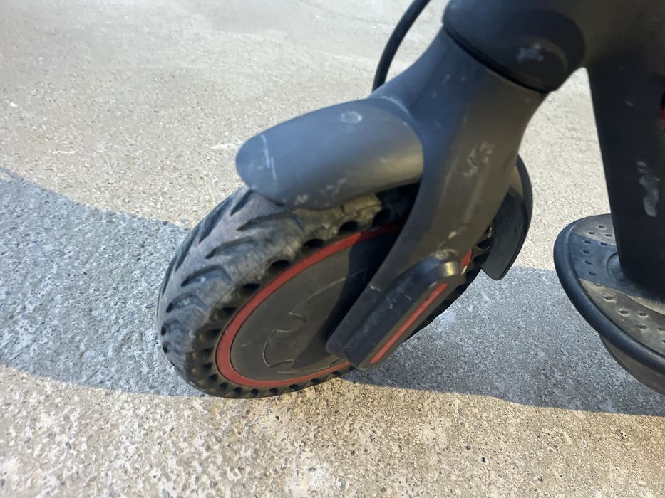 Trotinetă Xiaomi mi pro