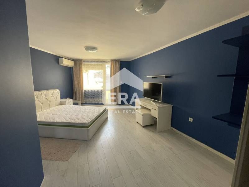 Дава се под наем Тристаен апартамент в Варна, Левски - 114 кв.м за 750 € - Снимка #8