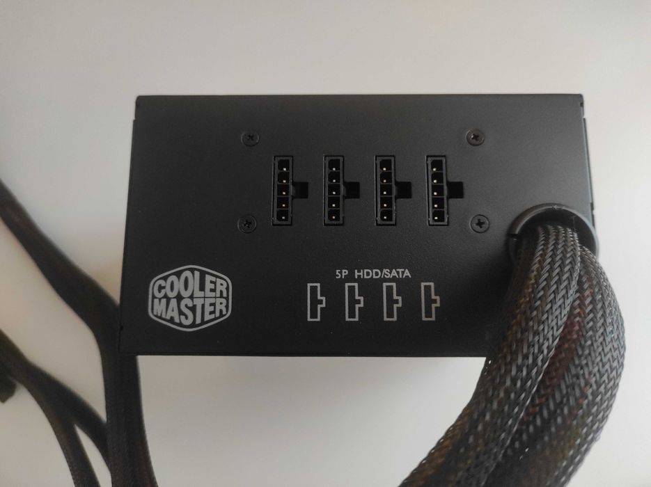 Полу-модулно ATX захранване - Cooler Master G450M / 450W / 80+ Bronze