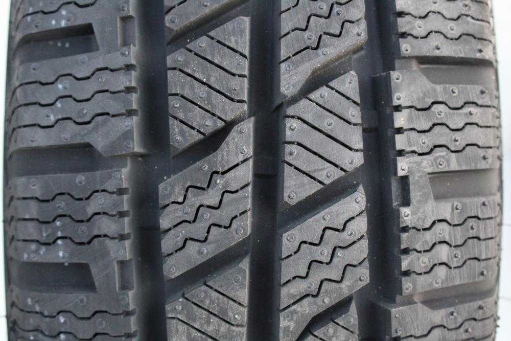 Anvelope iarna noi 195/75 R16C RoadX