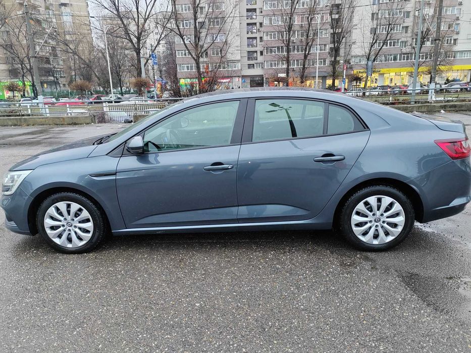 Inchirieri auto Bucuresti si Otopeni Dacia Logan, Renault Clio 90 cp