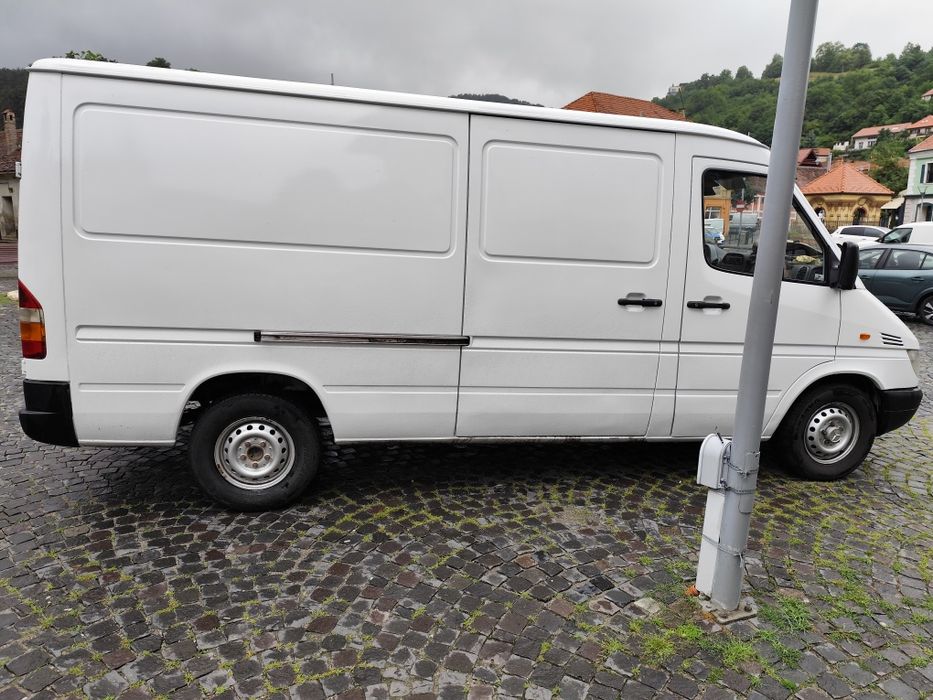 Mercedes sprinter