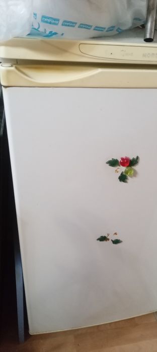 Продам холодильник звоните