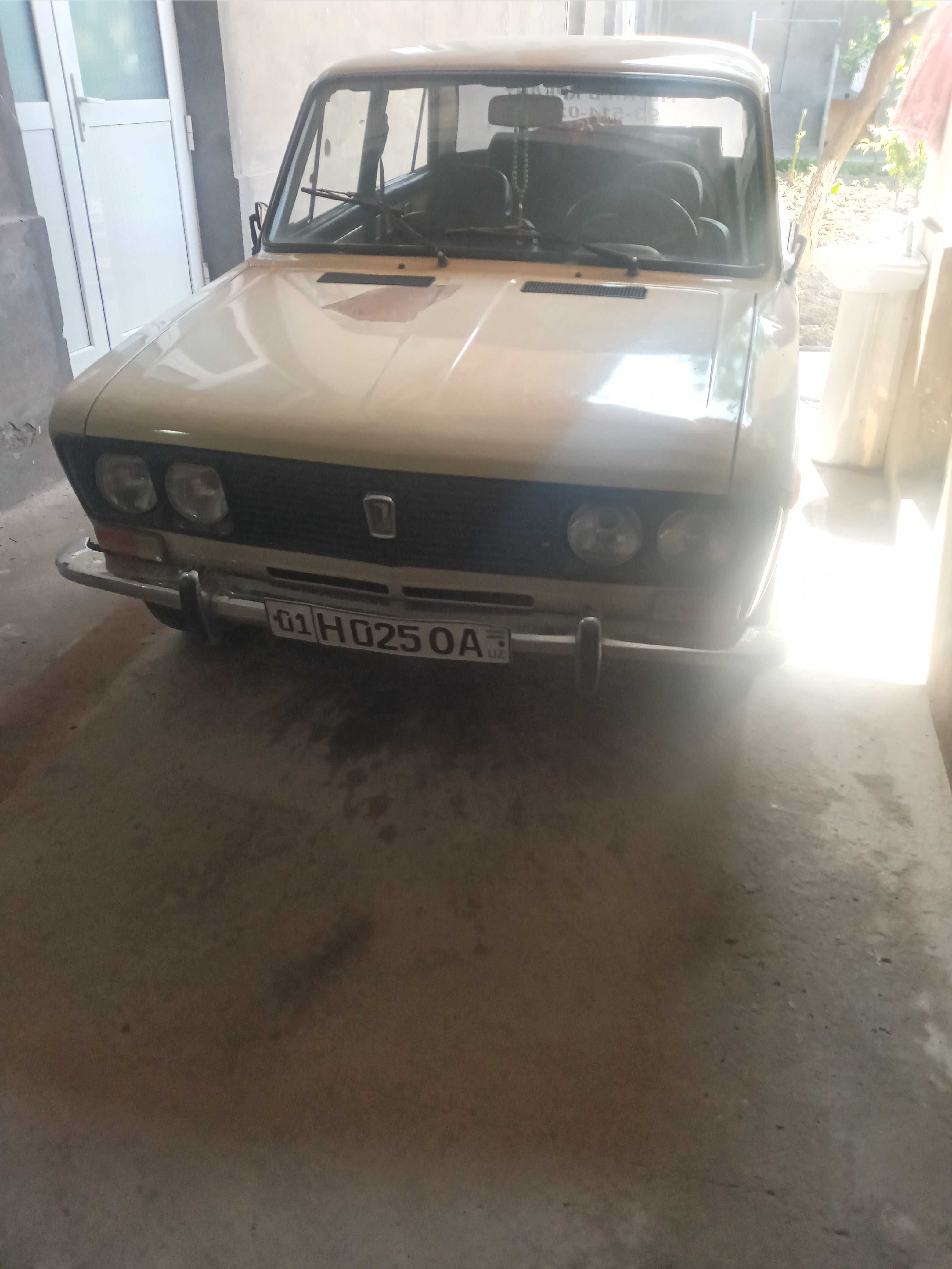 Vaz 2103 sotiladi