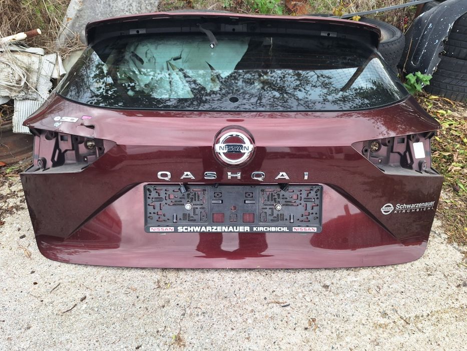 Заден Капак Със Стъкло За Nissan Qashqai J12  от 2021-2025 Година