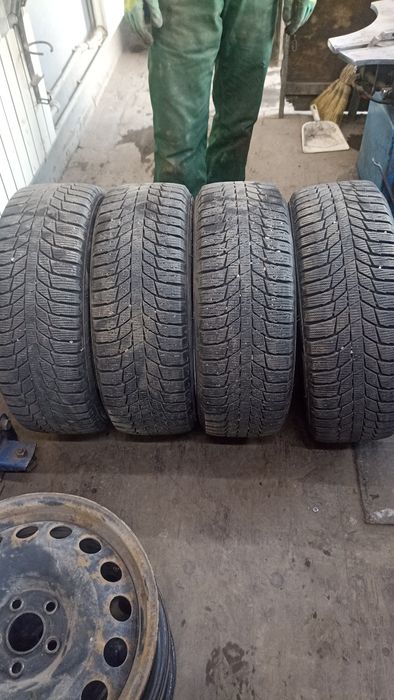 Резина всесезонная на 16