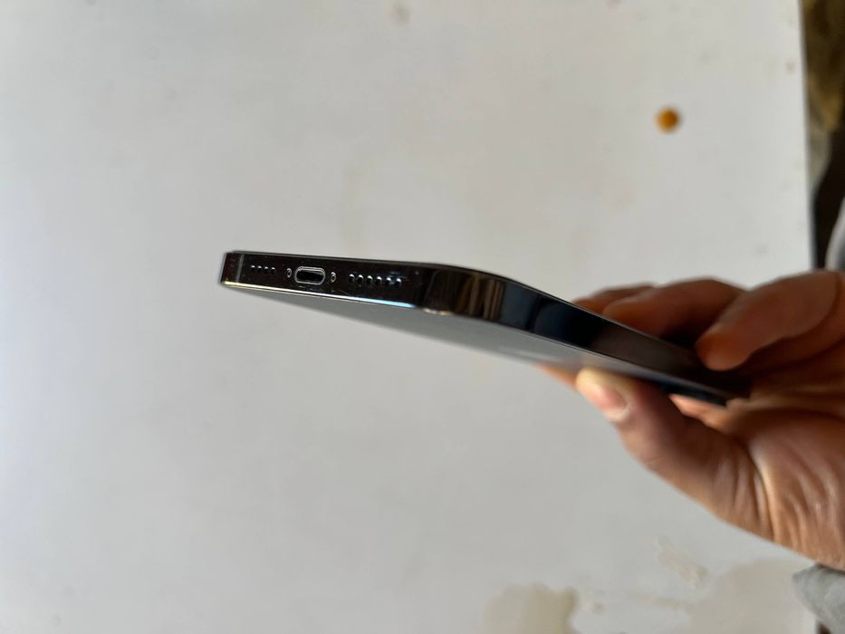 Iphone 12 pro max aybi 2.5dan kyn hiraroq
