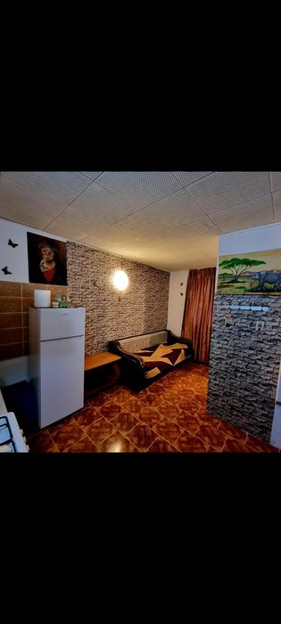 P.F închiriez Garsoniera  18m²