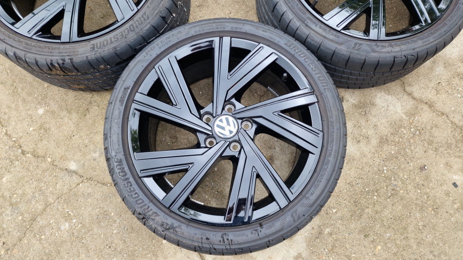 Jante Golf Mk8 GTI R 18 Black Bergamo