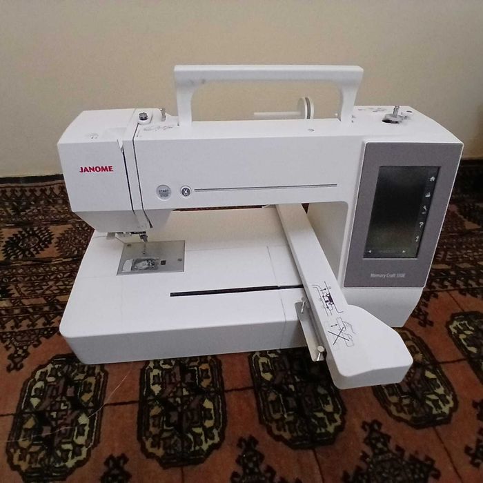 Продаётся машина Janome memory craft 550E