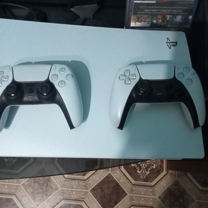 Продаю Сони плестейшин 5