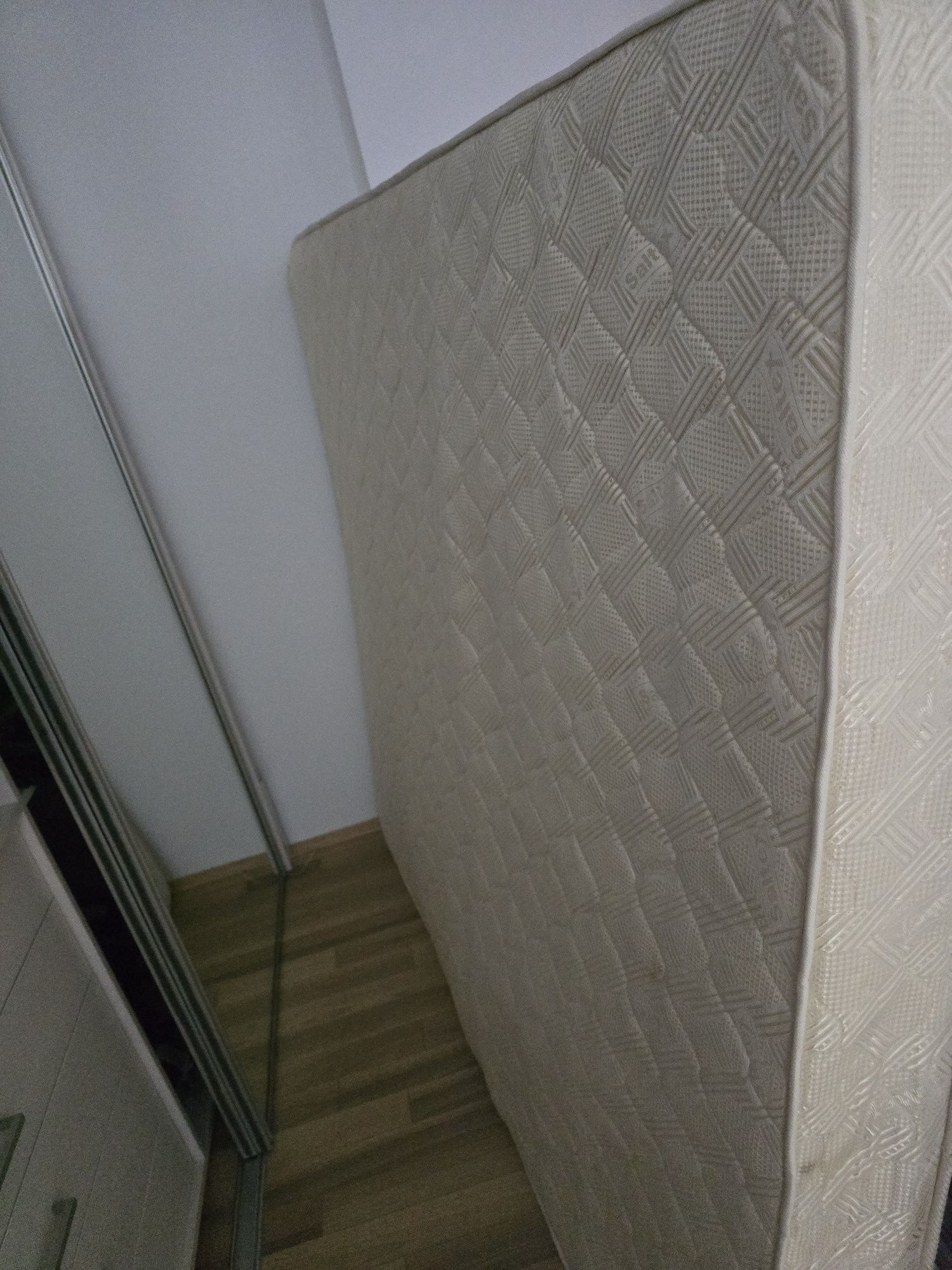 Saltea pat 180/200cm