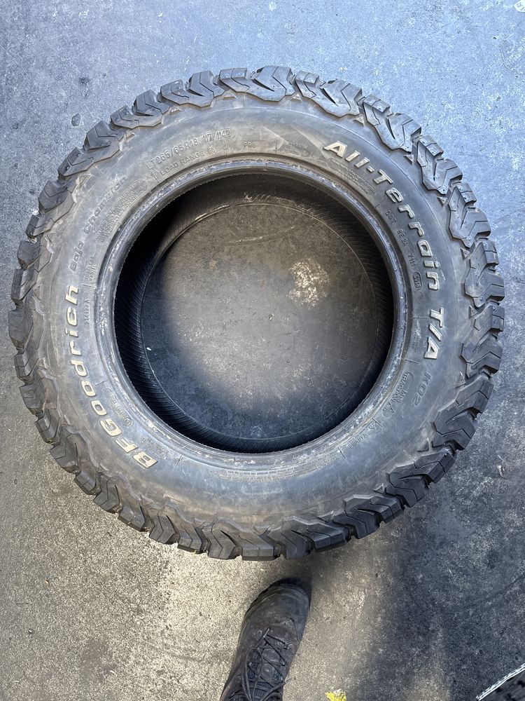 265/65/18 BFGoodrich A/T