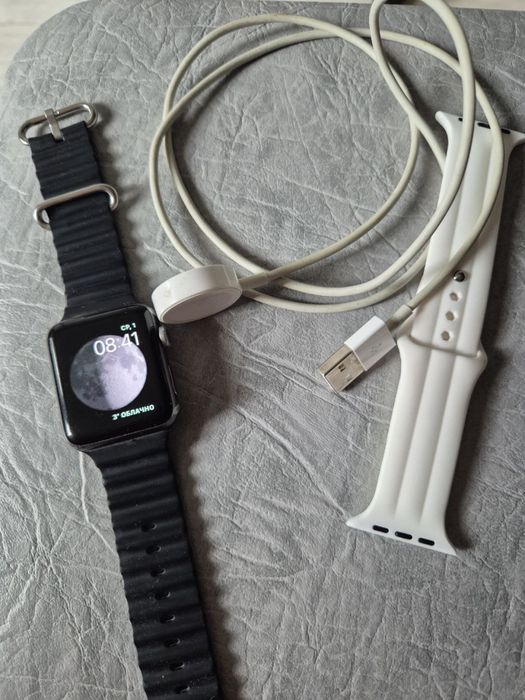 Продам apple watch series 3