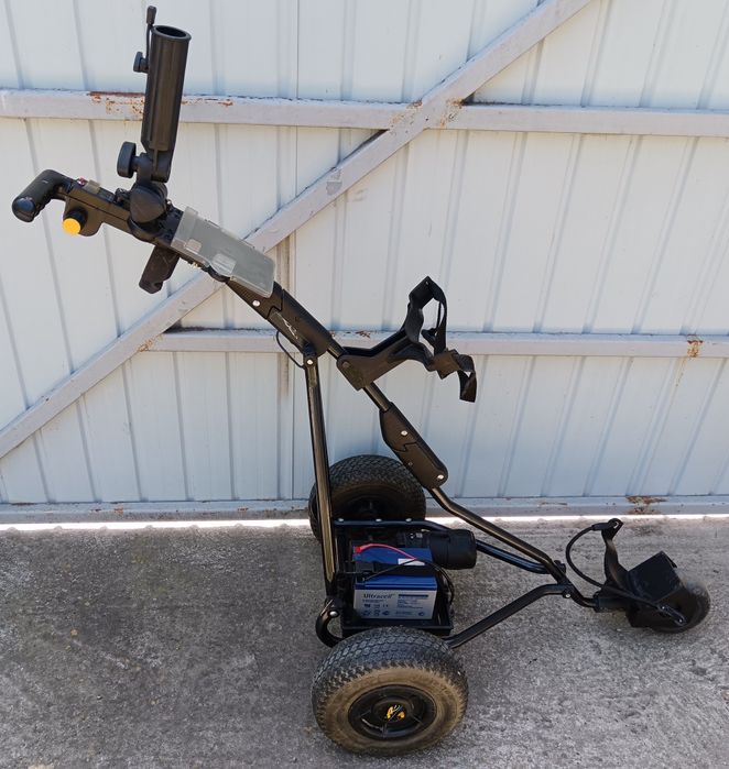 Căruț electric, pliabil, cu umbrela, pt crose de golf