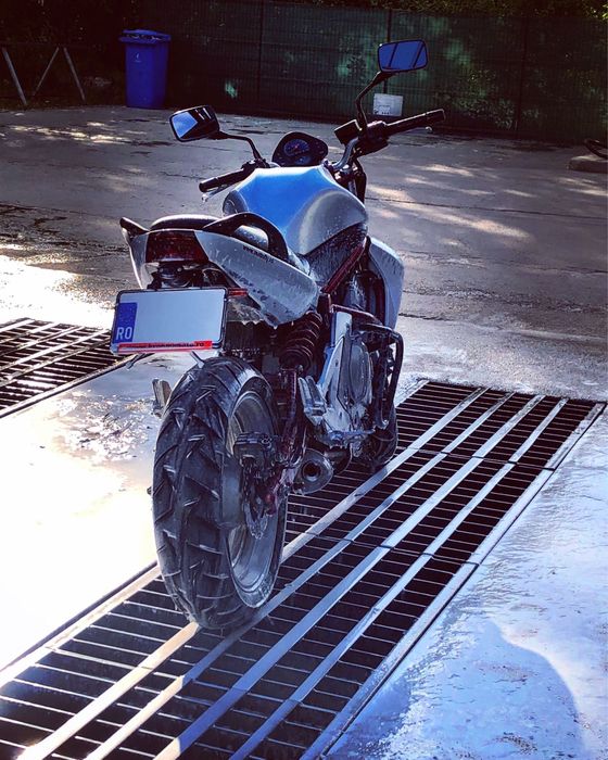 Kawasaki ER-6n an