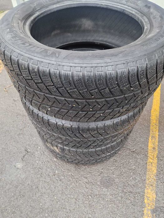Set anvelope Michelin Latitude 255 55 18