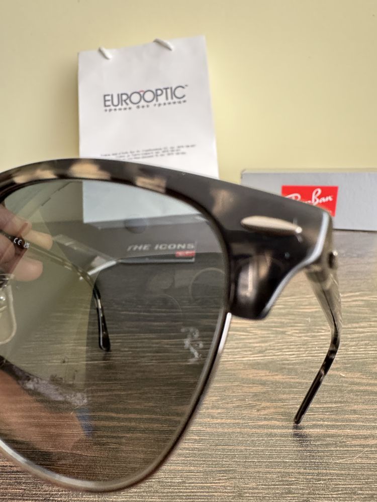 Слънчеви очила Ray-Ban Clubmaster RB3016
